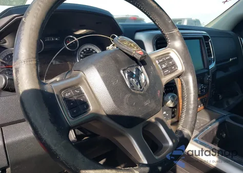 2014 Ram 1500 Laramie z USA, uszkodzony, nr VIN 1C6RR7NG2ES375502